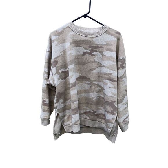 American Eagle Soft Camo Sweatshirt women’s XS Jeggins Fit - Picture 1 of 6